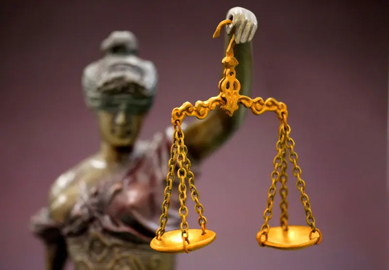 浮気や不倫の離婚裁判で絶対に勝つために必要な証拠とは？